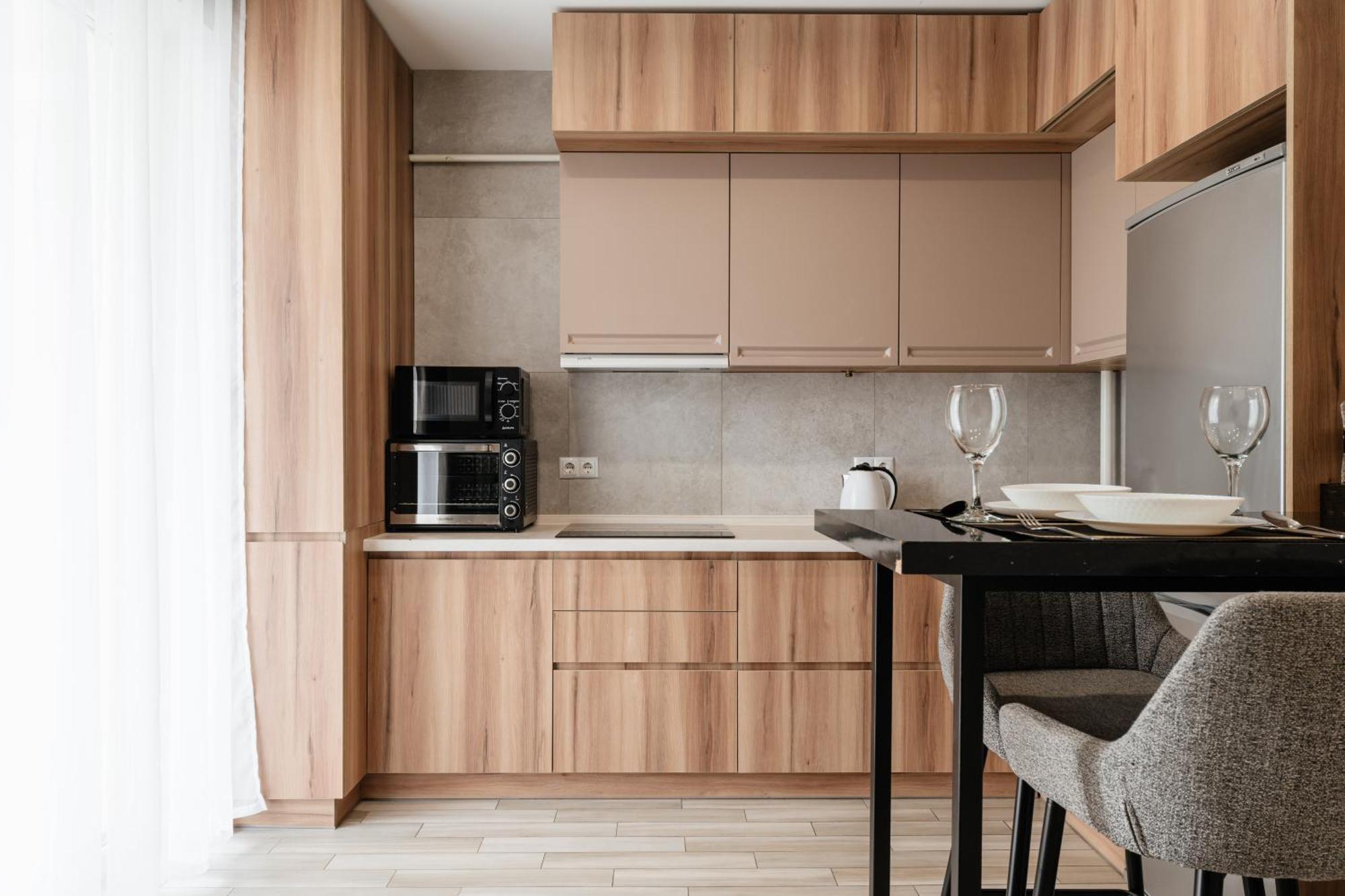Luxury Apartments “Bozdosh” Uzhhorod Exterior photo